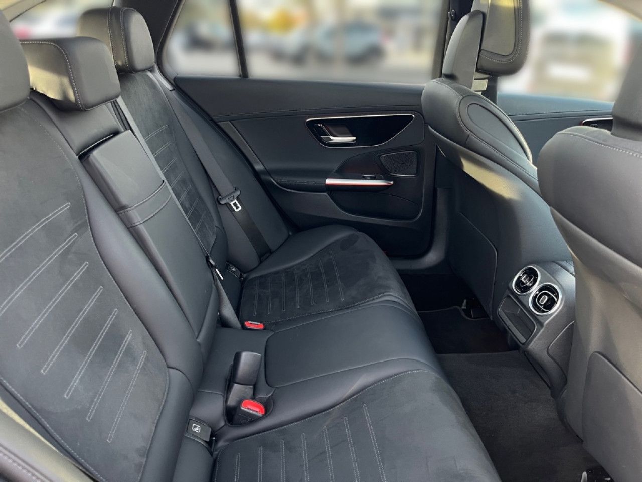 Mercedes-Benz C-Klasse – Bild 12