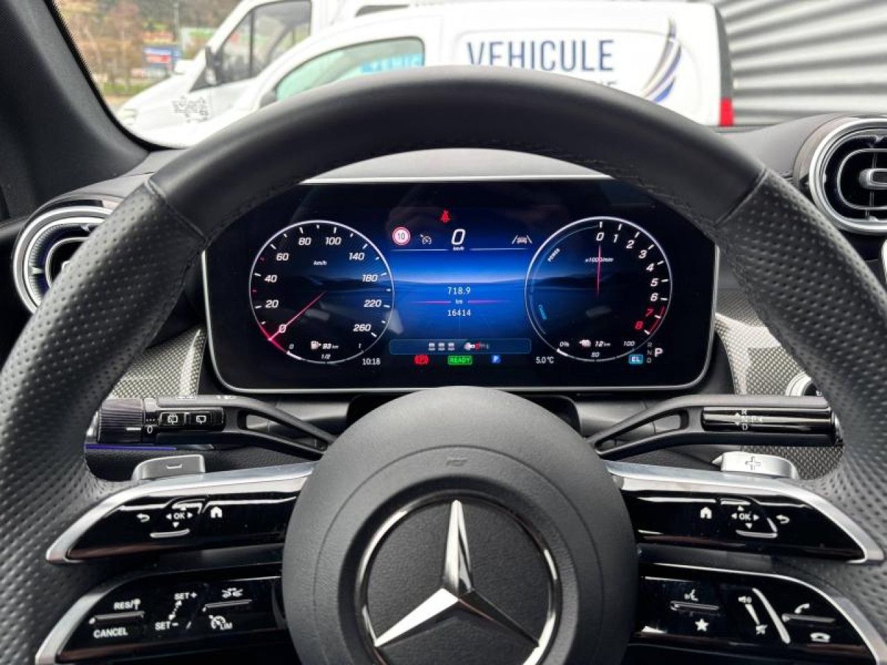 Photo du v&eacute;hicule 14 / 16