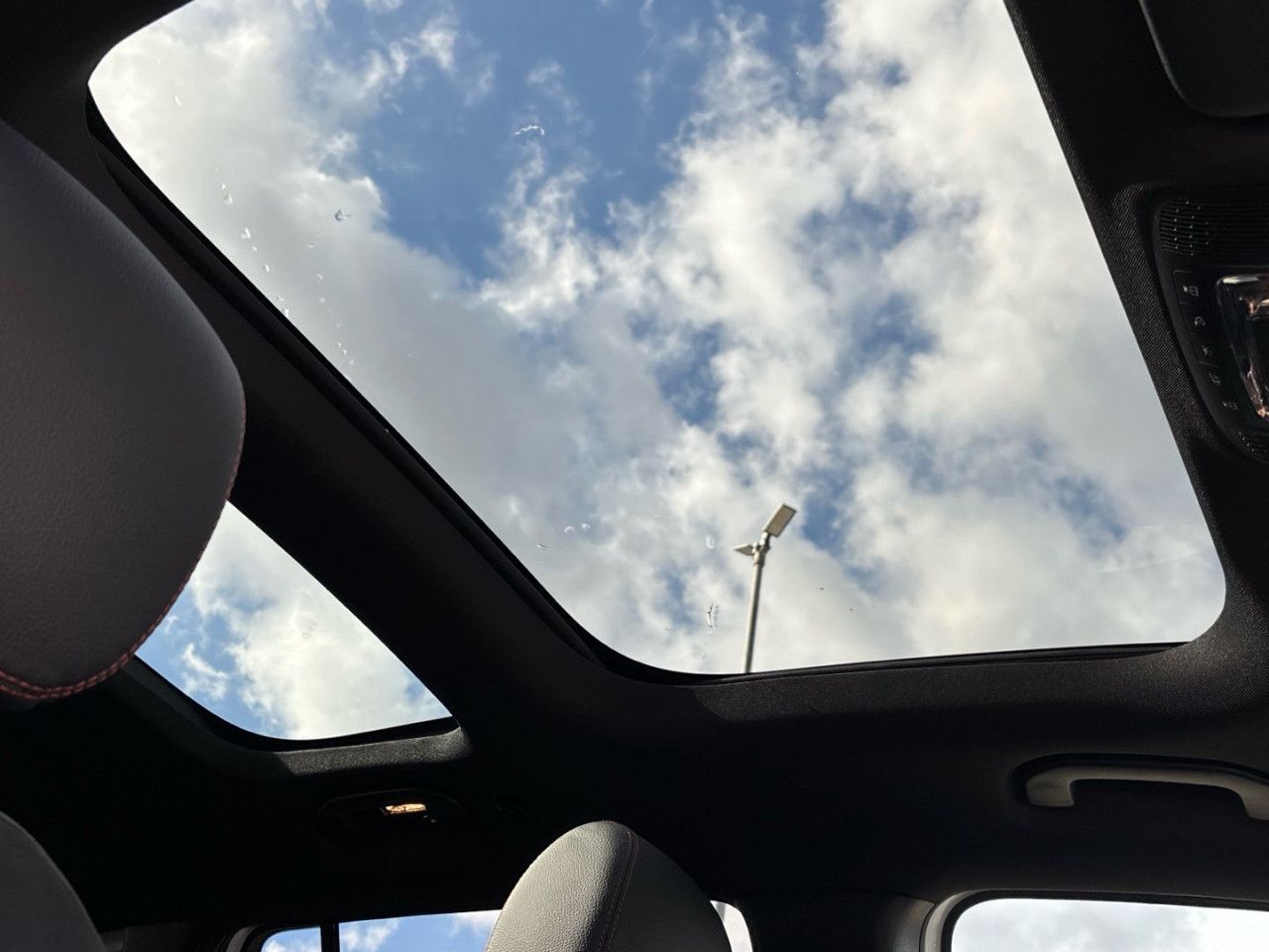 Mercedes-Benz GLB – Bild 12
