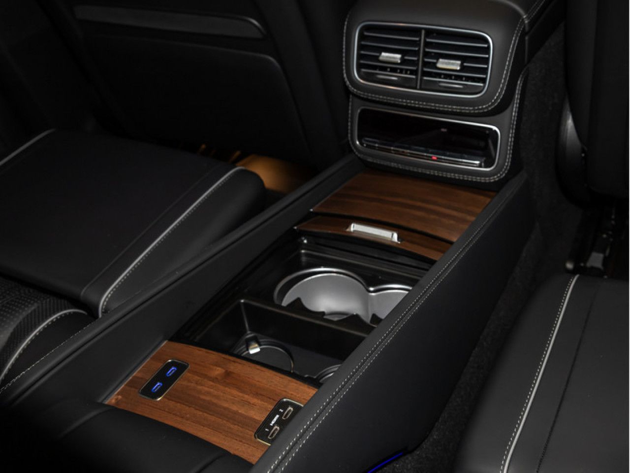 Mercedes-Benz GLS – Bild 13