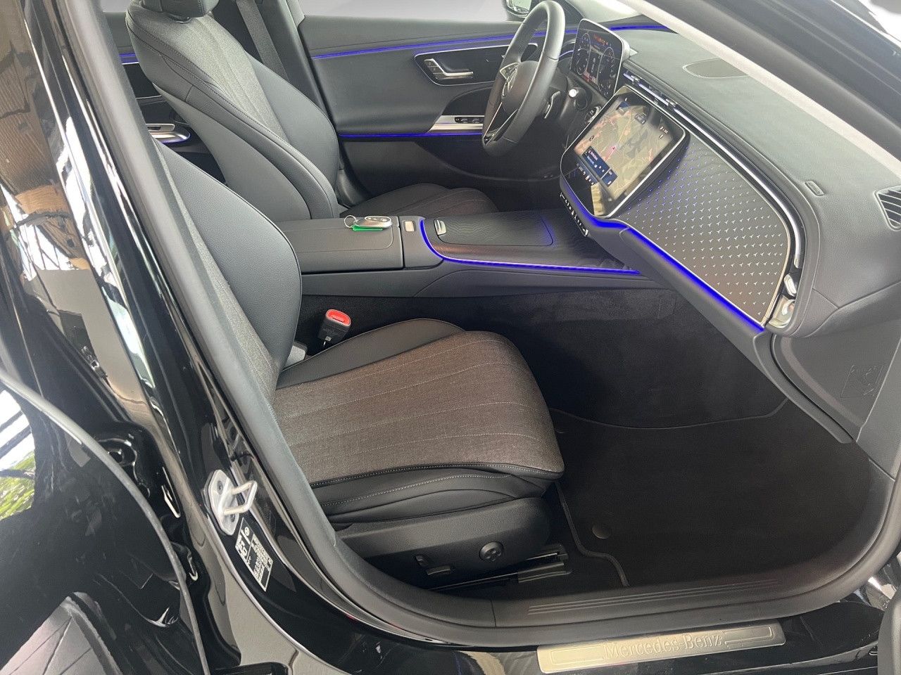 Mercedes-Benz E-Klasse – Bild 25