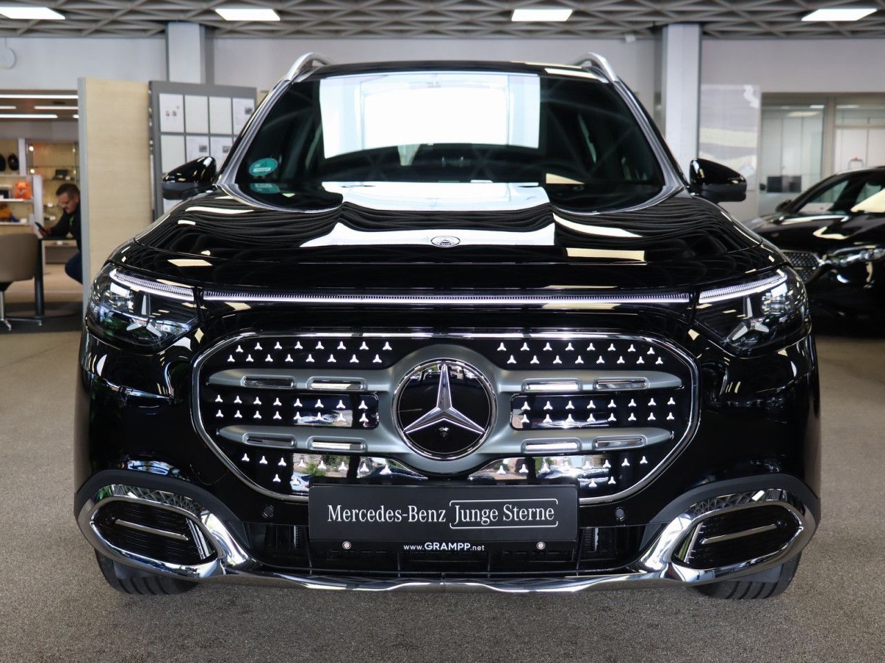 Mercedes-Benz GLB – Bild 2