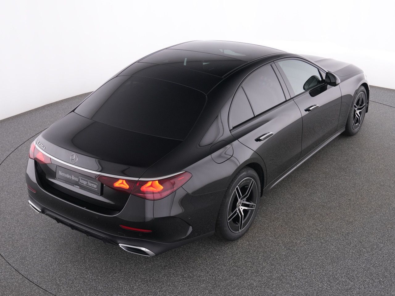 Mercedes-Benz E-Klasse – Bild 18