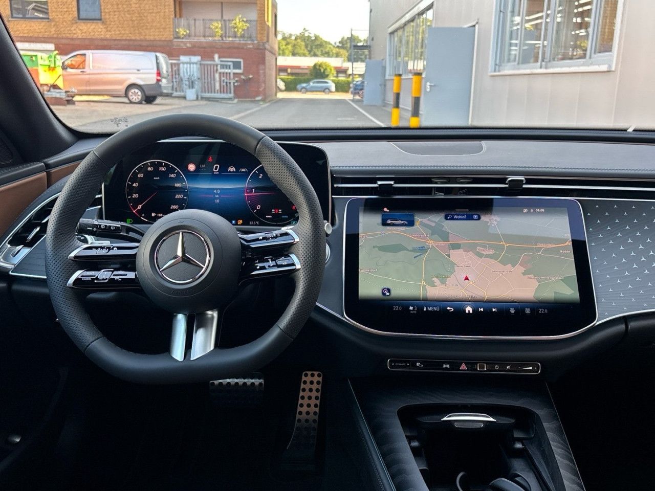 Mercedes-Benz E-Klasse – Bild 8
