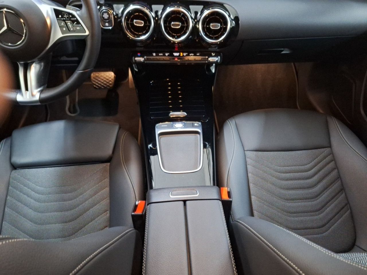 Mercedes-Benz A-Klasse – Bild 15