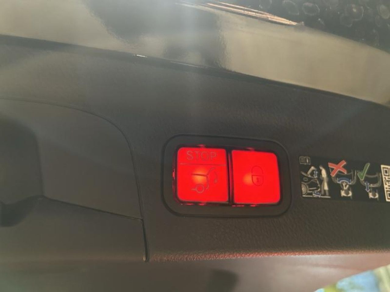 Photo du v&eacute;hicule 16 / 18