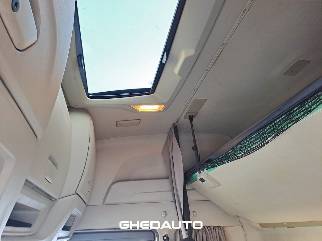 IVECO | TRATTORE IVECO S - WAY 460 LNG METANO