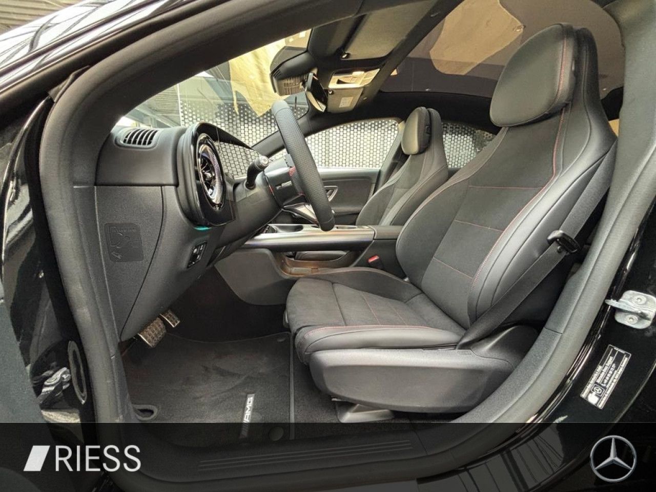 Mercedes-Benz CLA – Bild 2