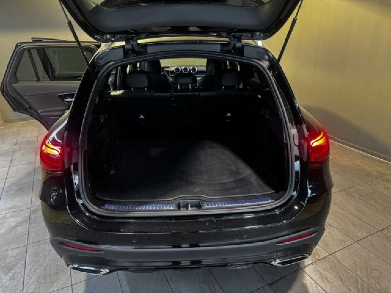 Mercedes-Benz GLC – Bild 2