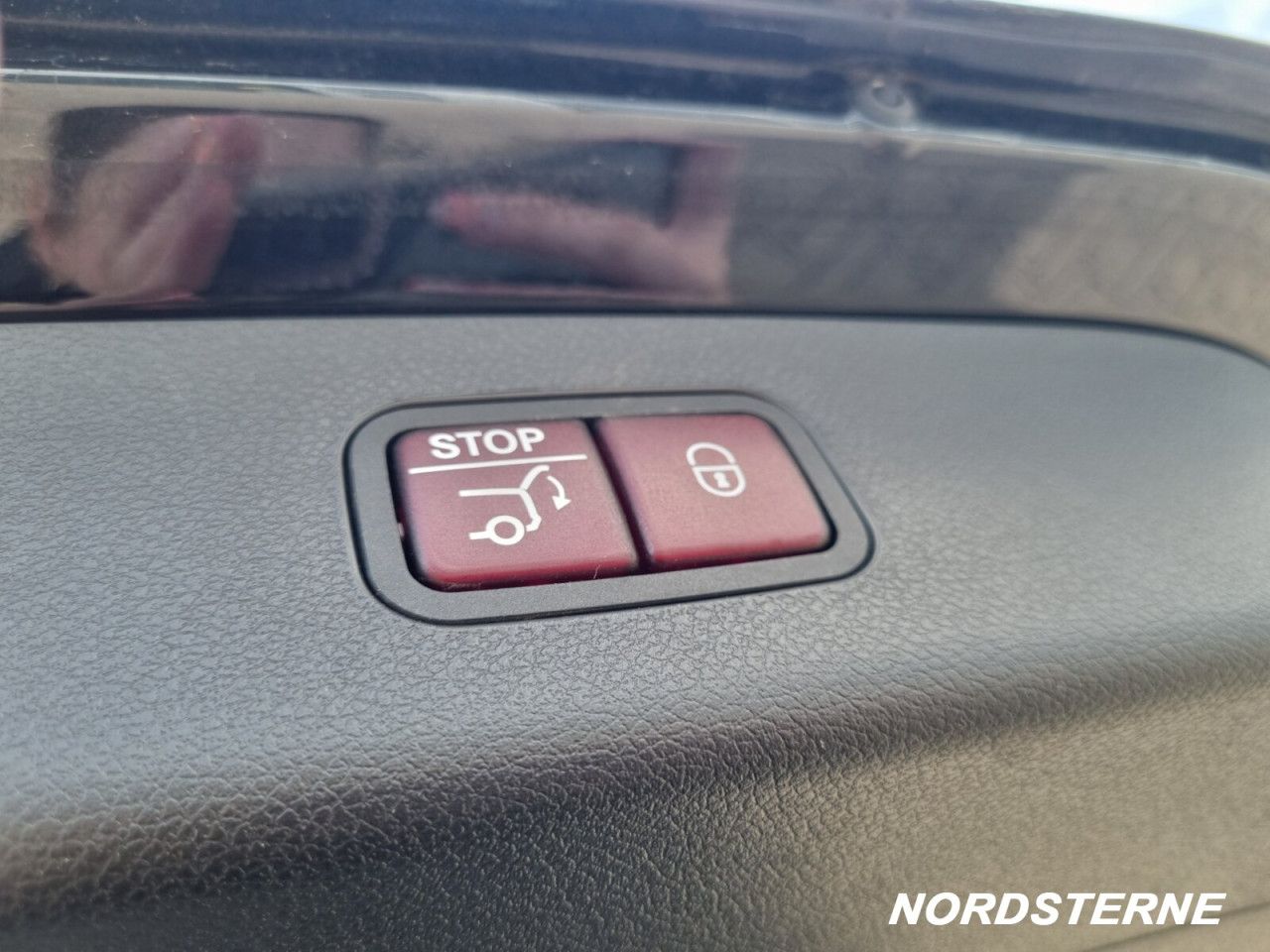 Mercedes-Benz E-Klasse – Bild 15