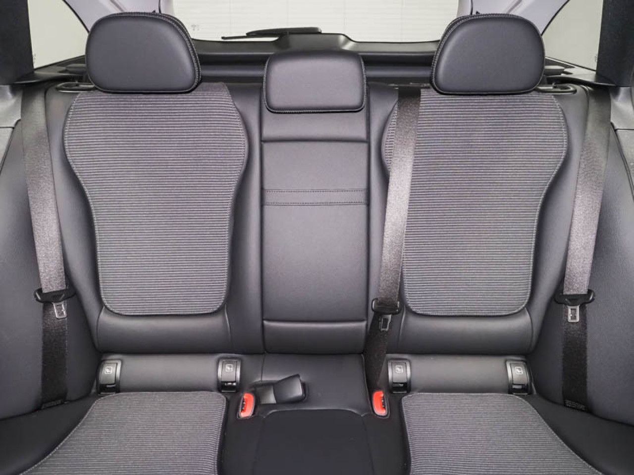 Mercedes-Benz C-Klasse – Bild 10