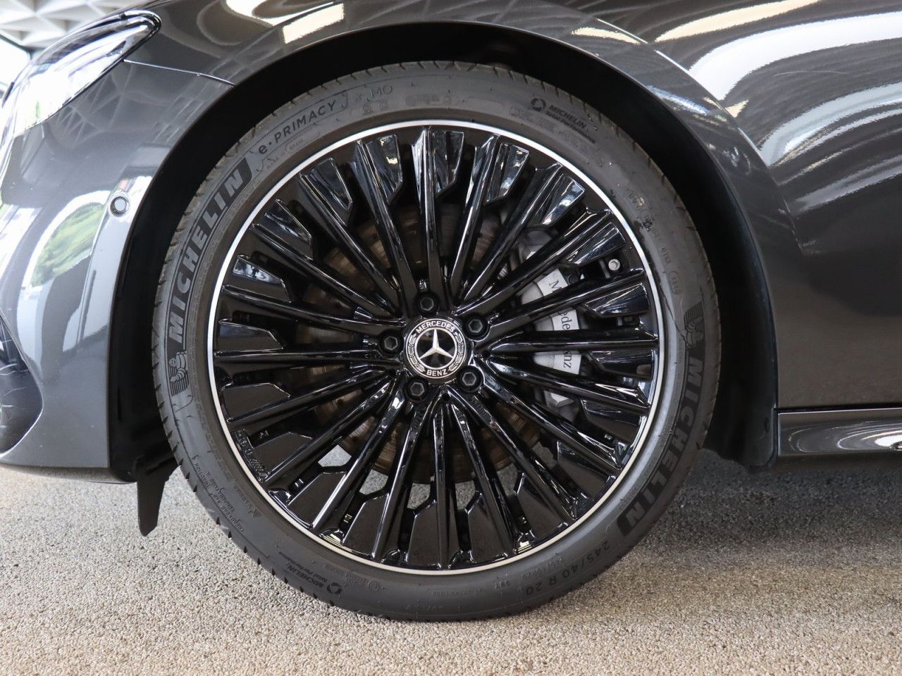 Mercedes-Benz E-Klasse – Bild 5