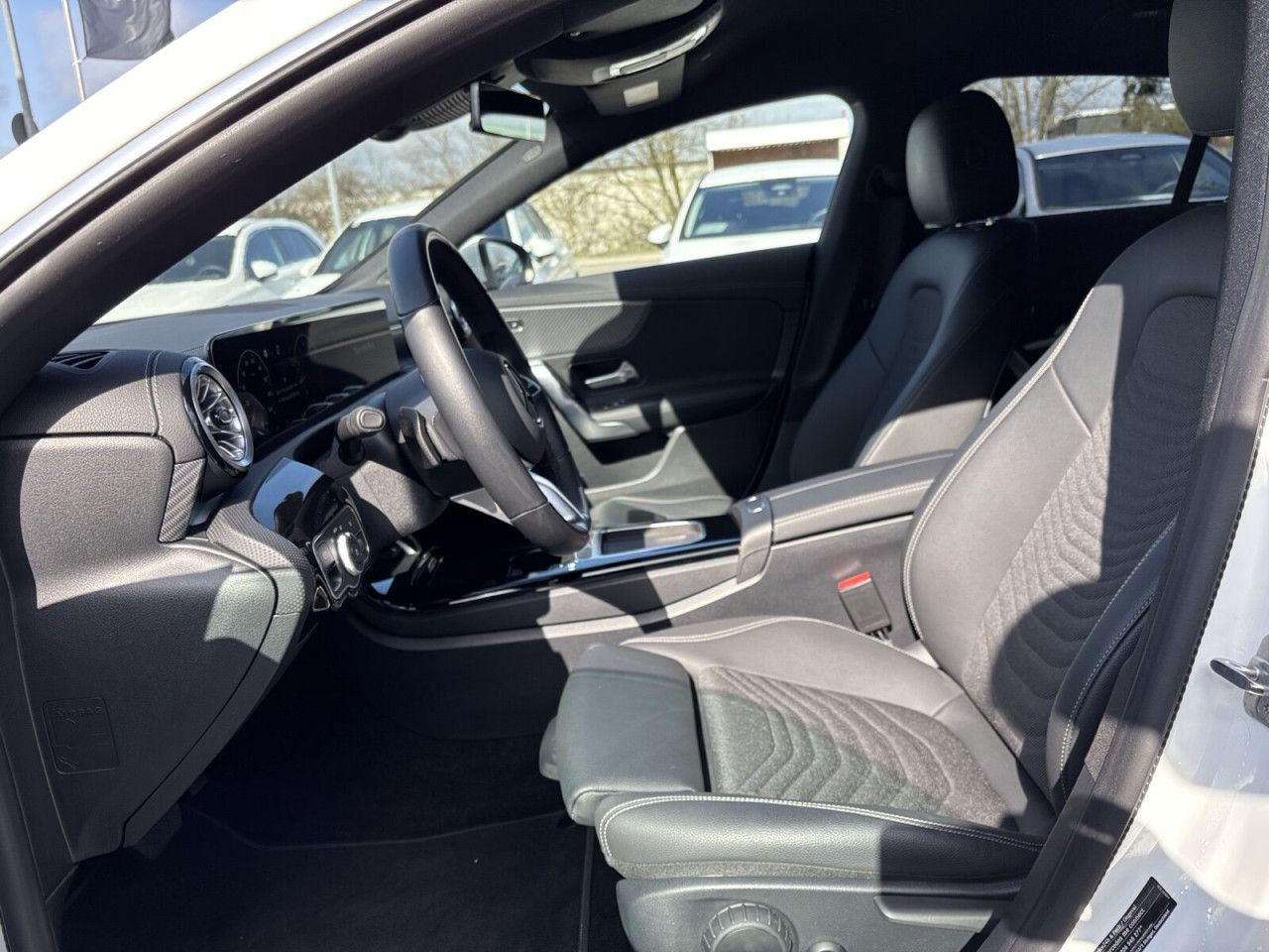 Fahrzeugbild 10 / 24