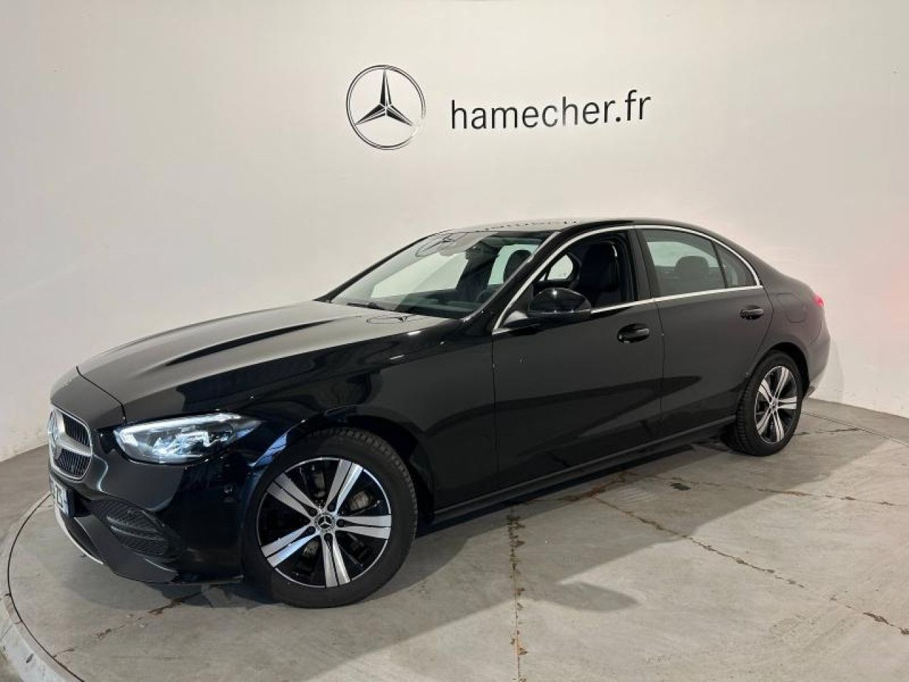 Photo du v&eacute;hicule 1 / 18