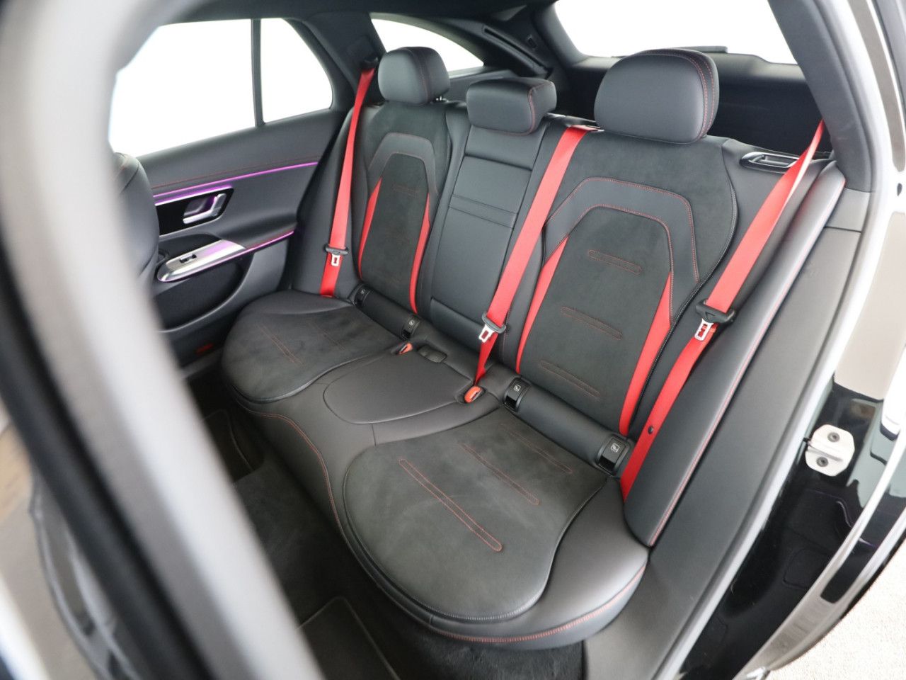 Mercedes-Benz E-Klasse – Bild 12