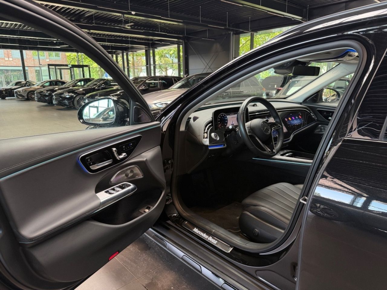 Mercedes-Benz E-Klasse – Bild 18