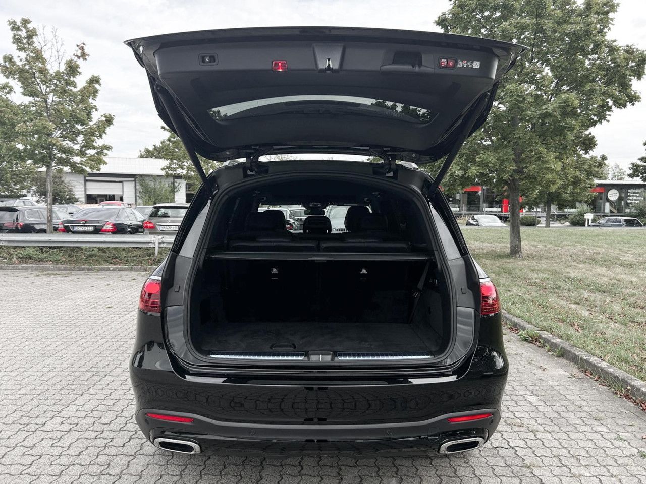 Mercedes-Benz GLS – Bild 20