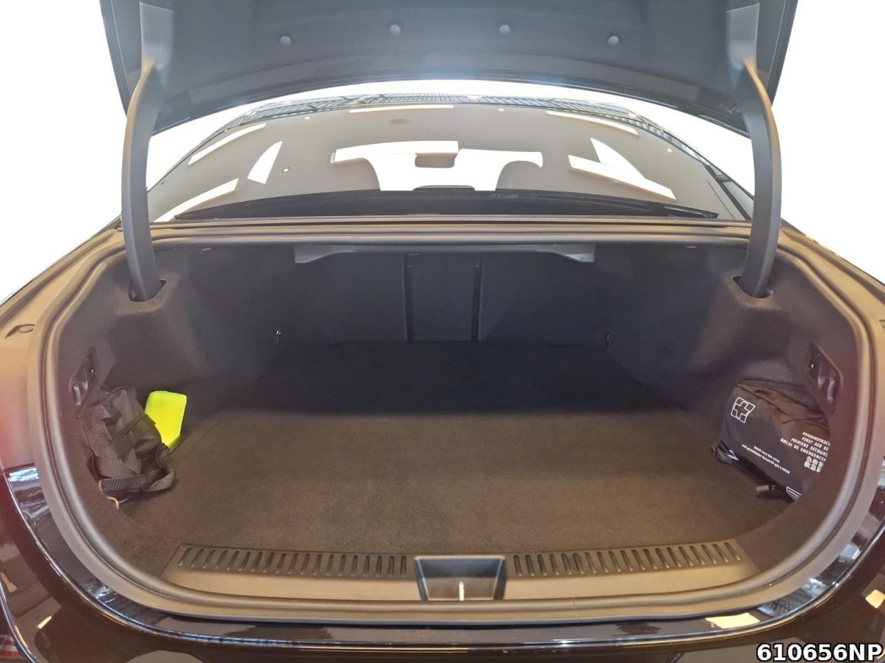 Mercedes-Benz E-Klasse – Bild 6