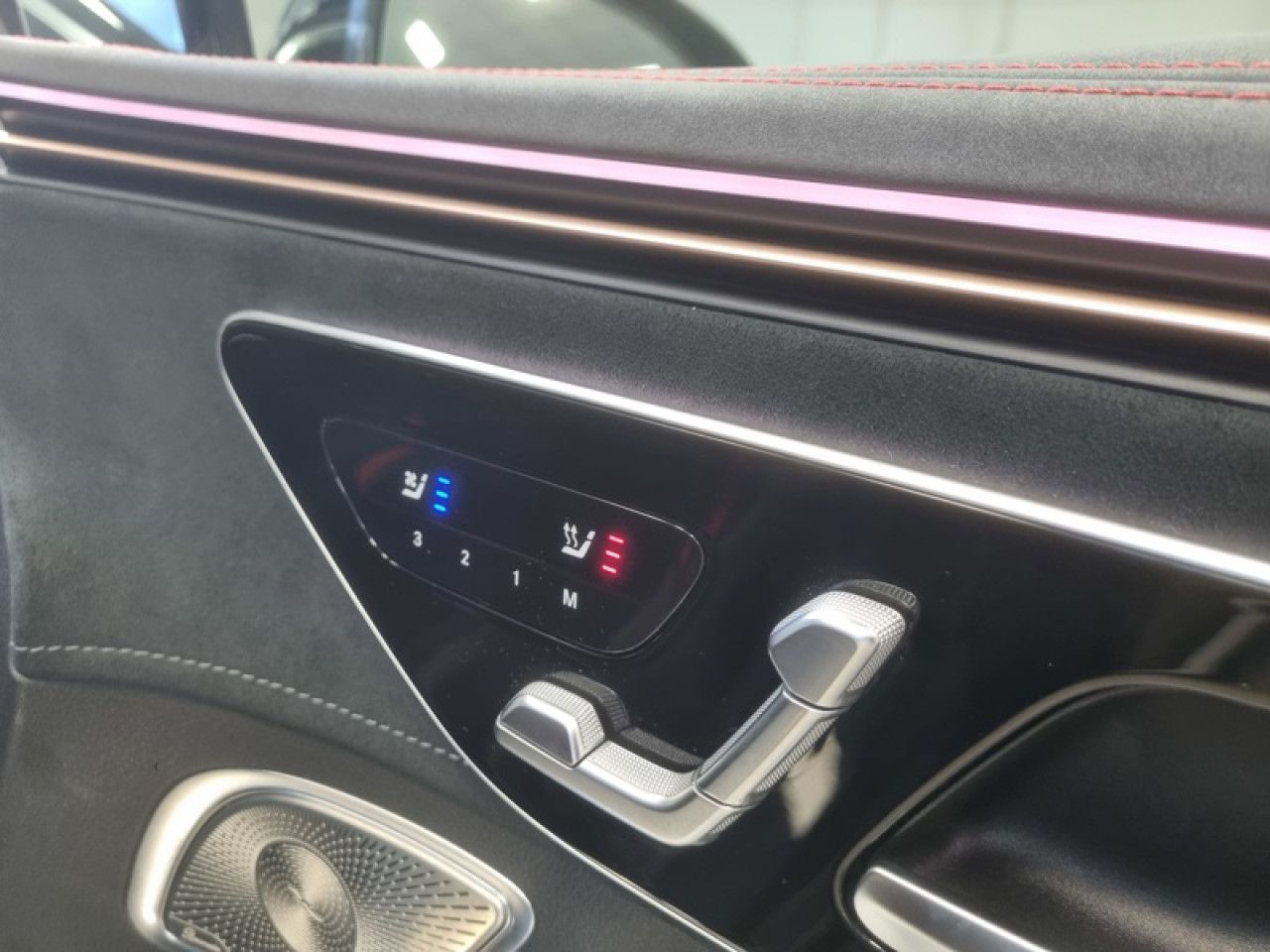 Photo du v&eacute;hicule 12 / 18