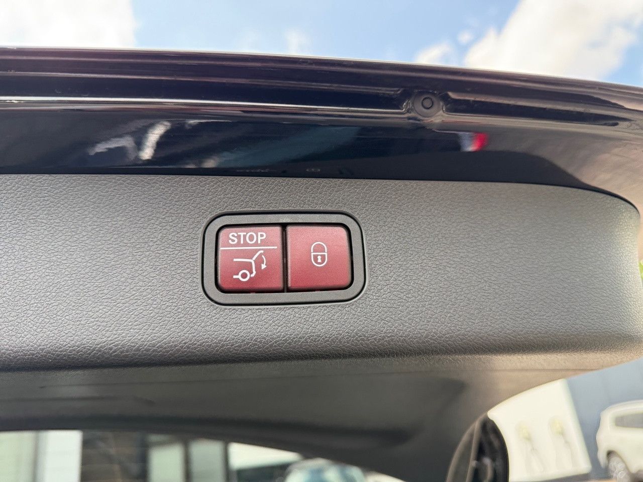 Mercedes-Benz E-Klasse – Bild 28