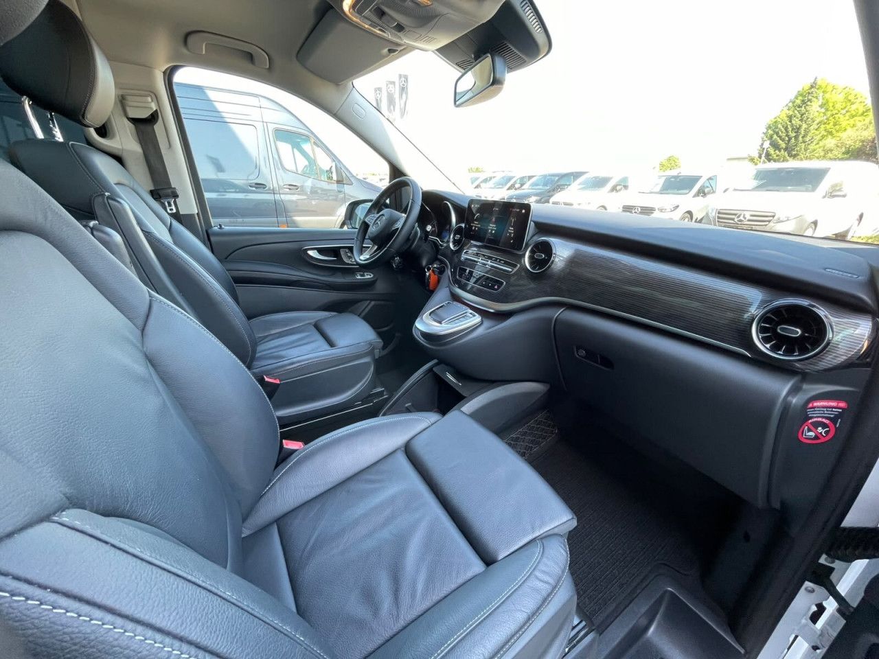 Mercedes-Benz EQV – Bild 15