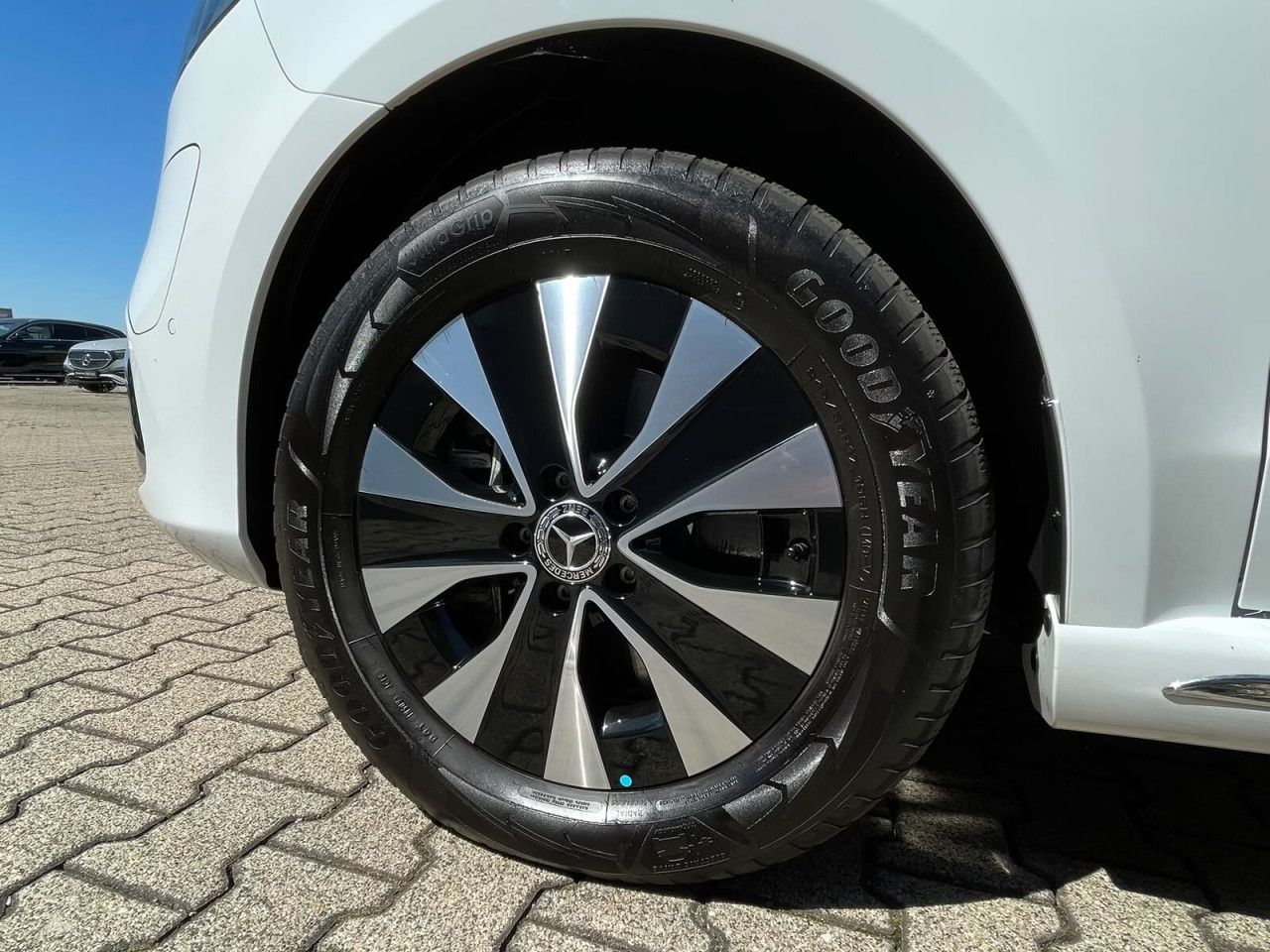 Mercedes-Benz EQV – Bild 9
