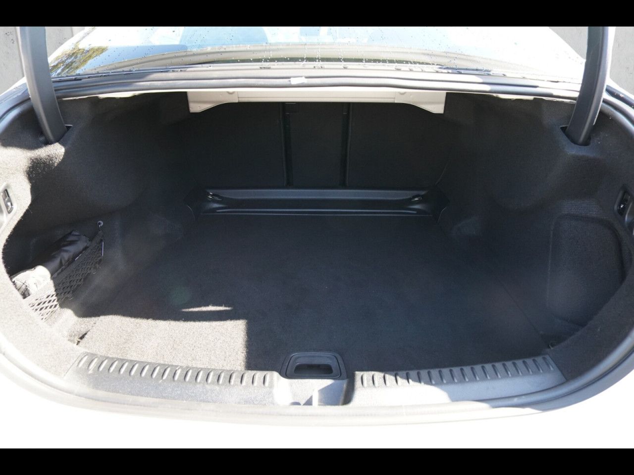 Mercedes-Benz E-Klasse – Bild 11