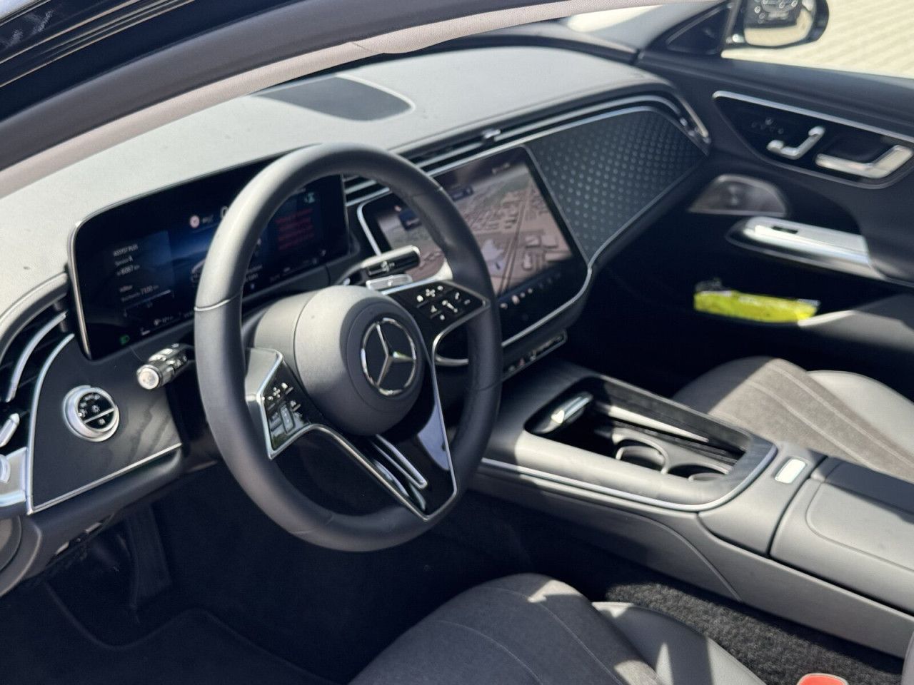 Mercedes-Benz E-Klasse – Bild 9
