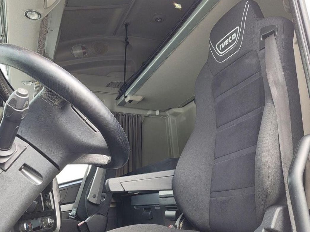 IVECO | AS260S48Y/FS CM XP