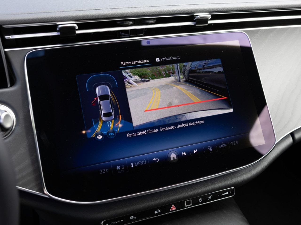 Mercedes-Benz E-Klasse – Bild 11