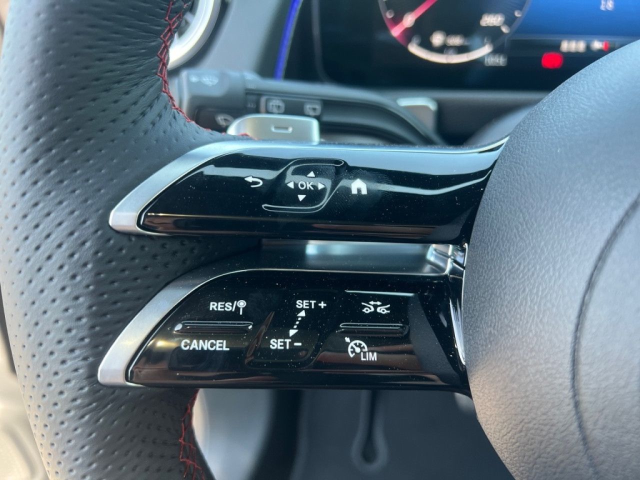 Mercedes-Benz GLB – Bild 11