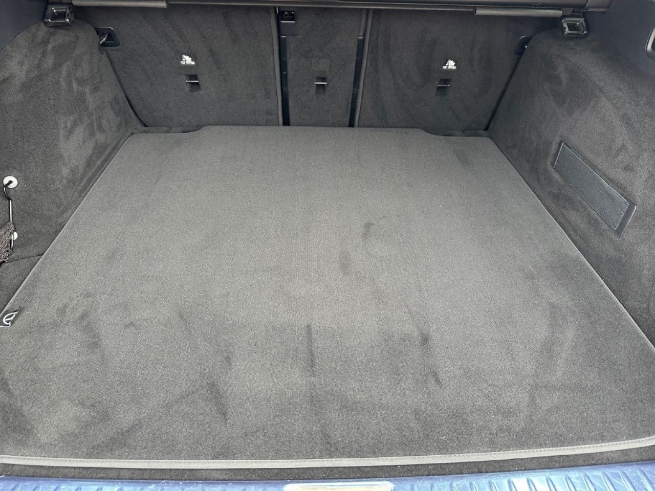 Mercedes-Benz E-Klasse – Bild 7