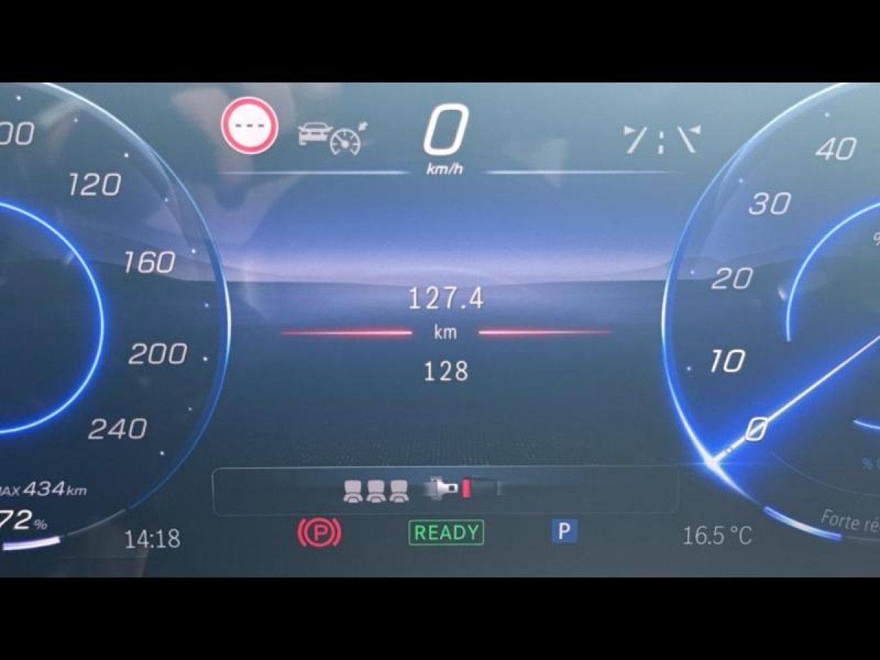 Photo du v&eacute;hicule 9 / 18