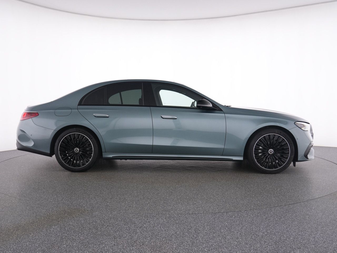Mercedes-Benz E-Klasse – Bild 11