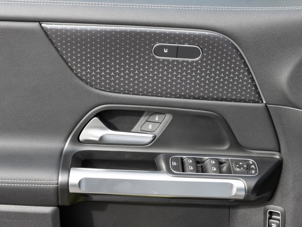 Mercedes-Benz EQB – Bild 15
