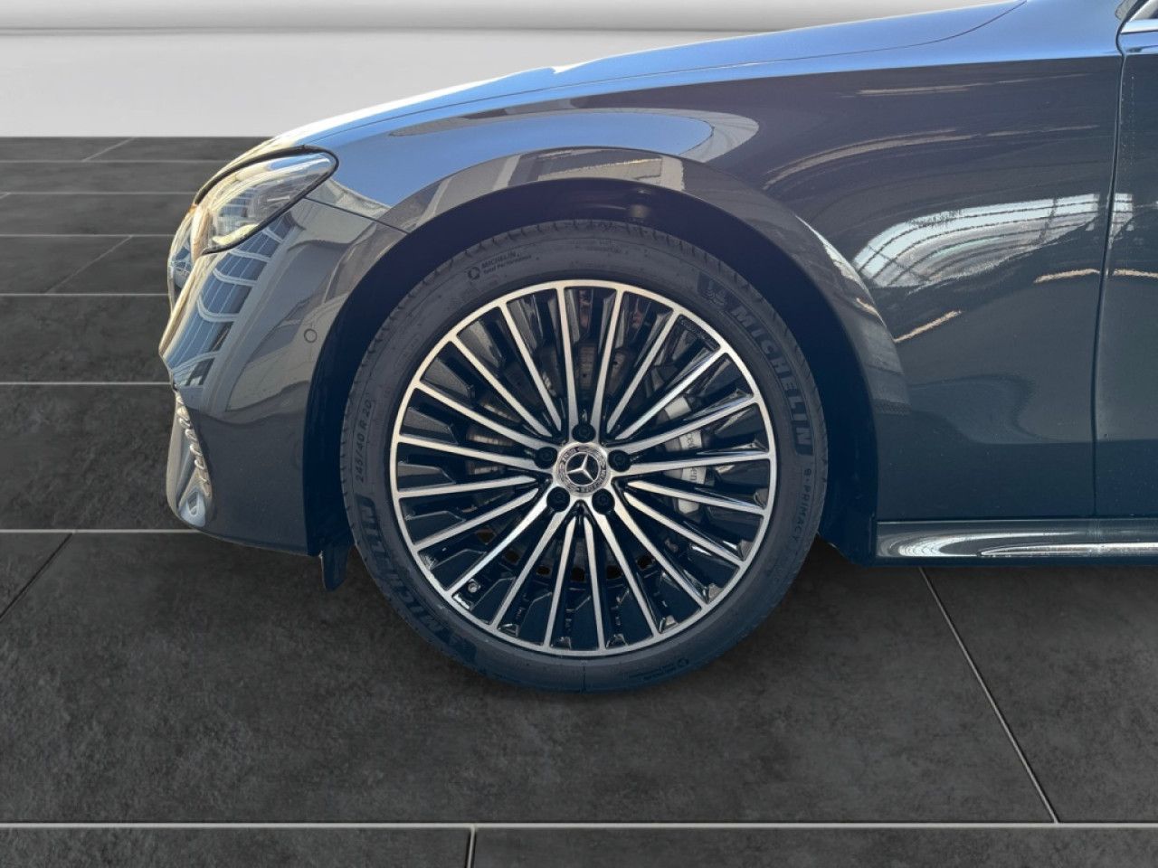 Mercedes-Benz E-Klasse – Bild 10