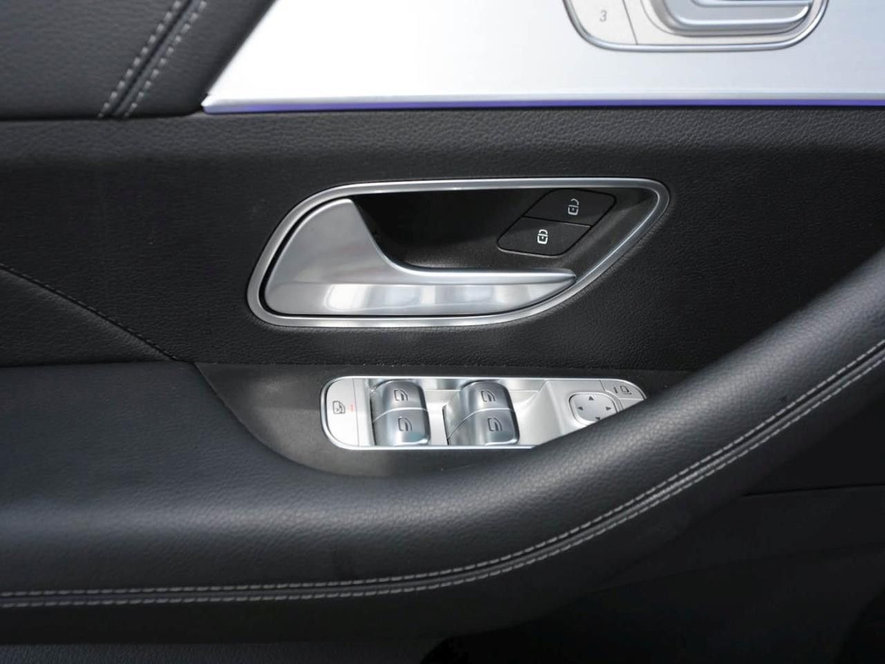 Fahrzeugbild 17 / 24