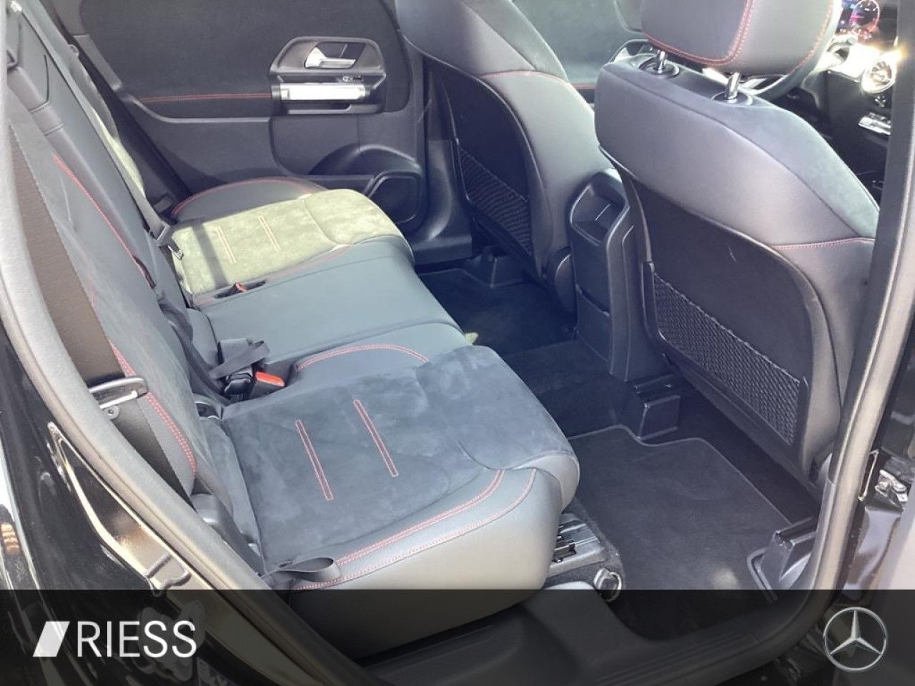 Mercedes-Benz GLB – Bild 19