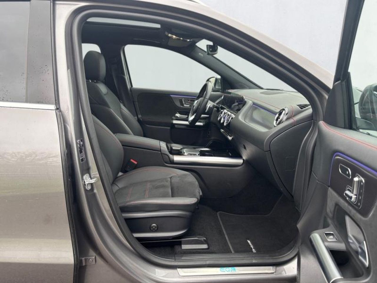 Photo du v&eacute;hicule 13 / 18