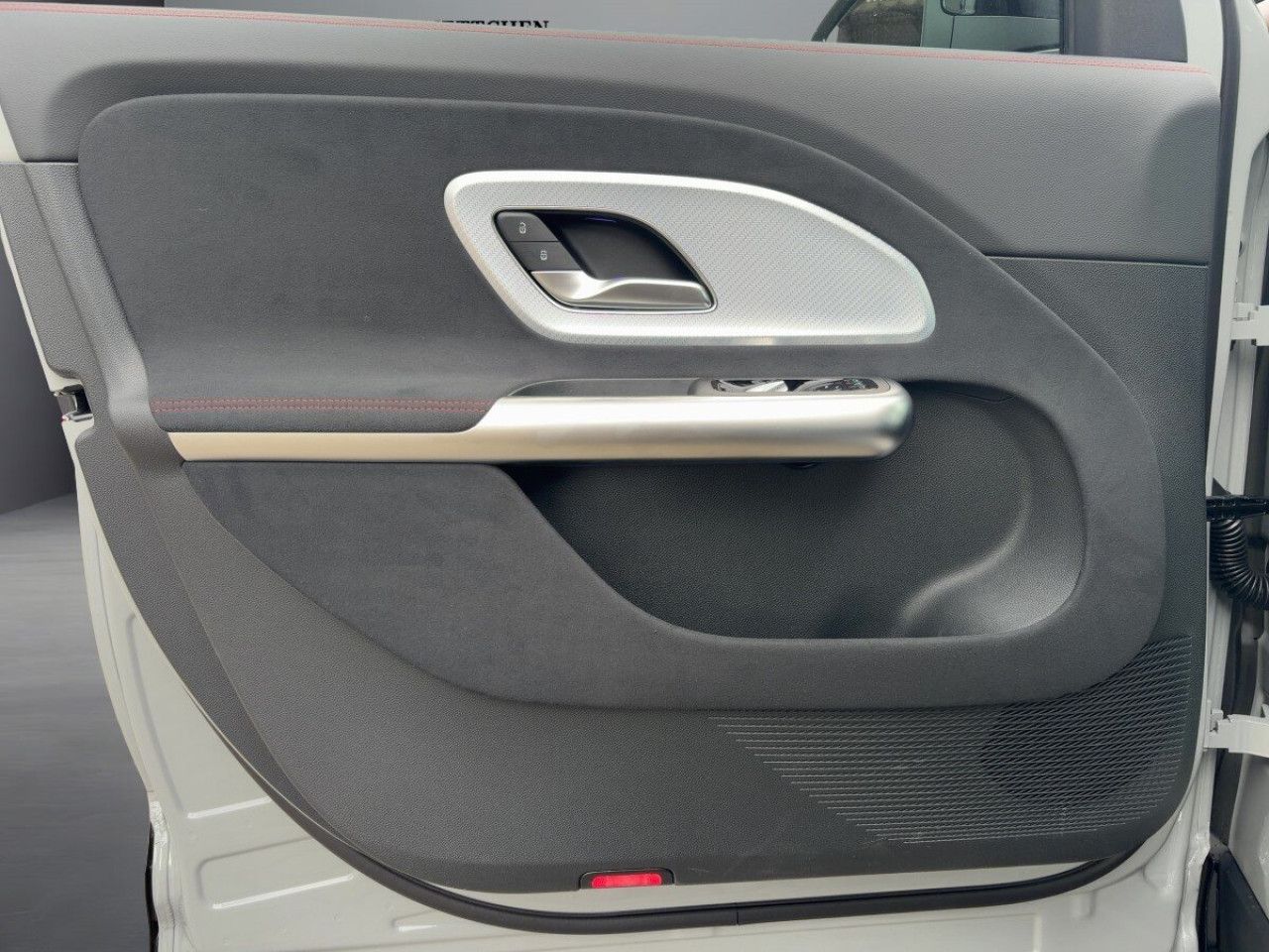 Mercedes-Benz GLB – Bild 14