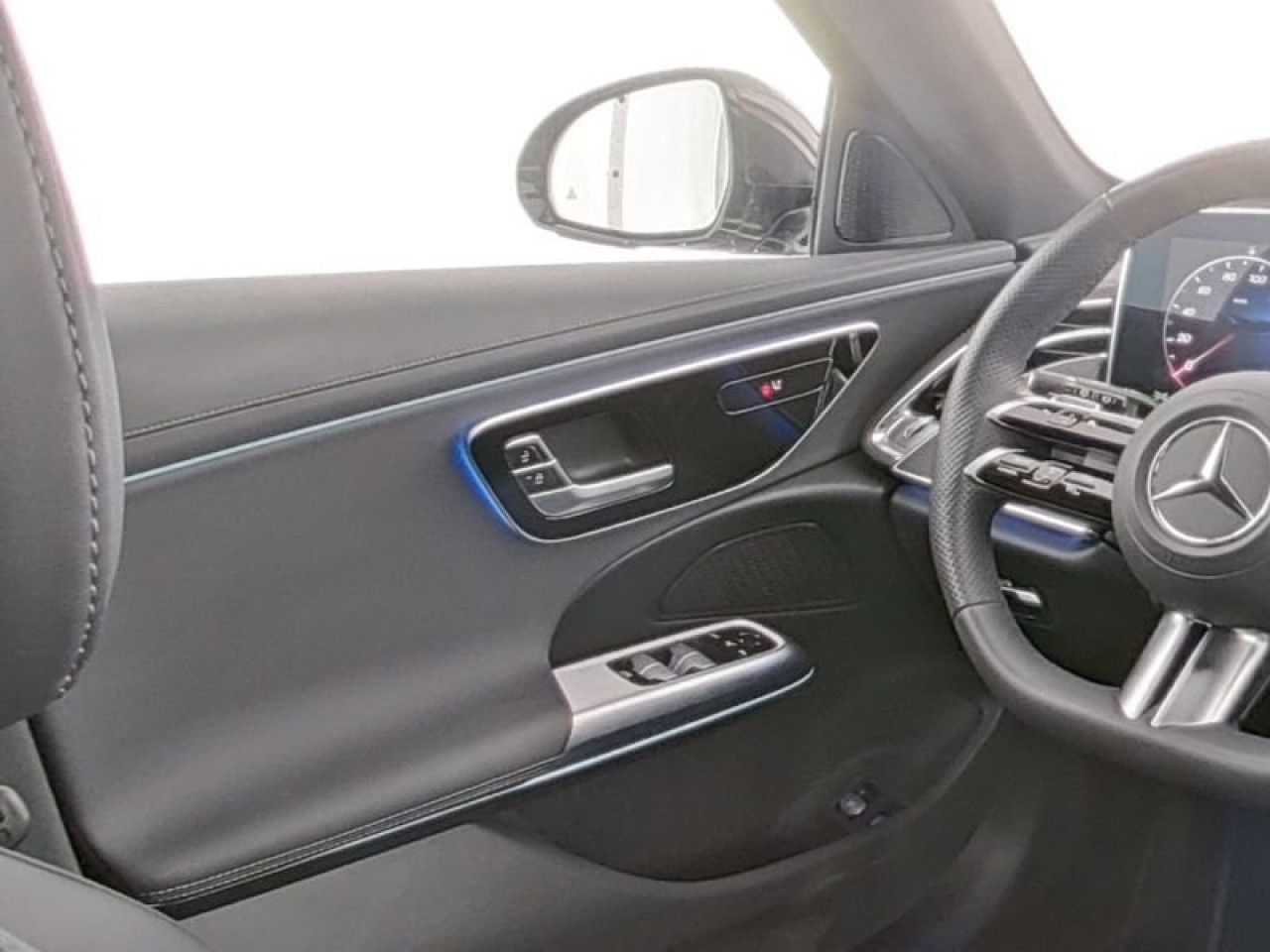 Mercedes-Benz E-Klasse – Bild 8