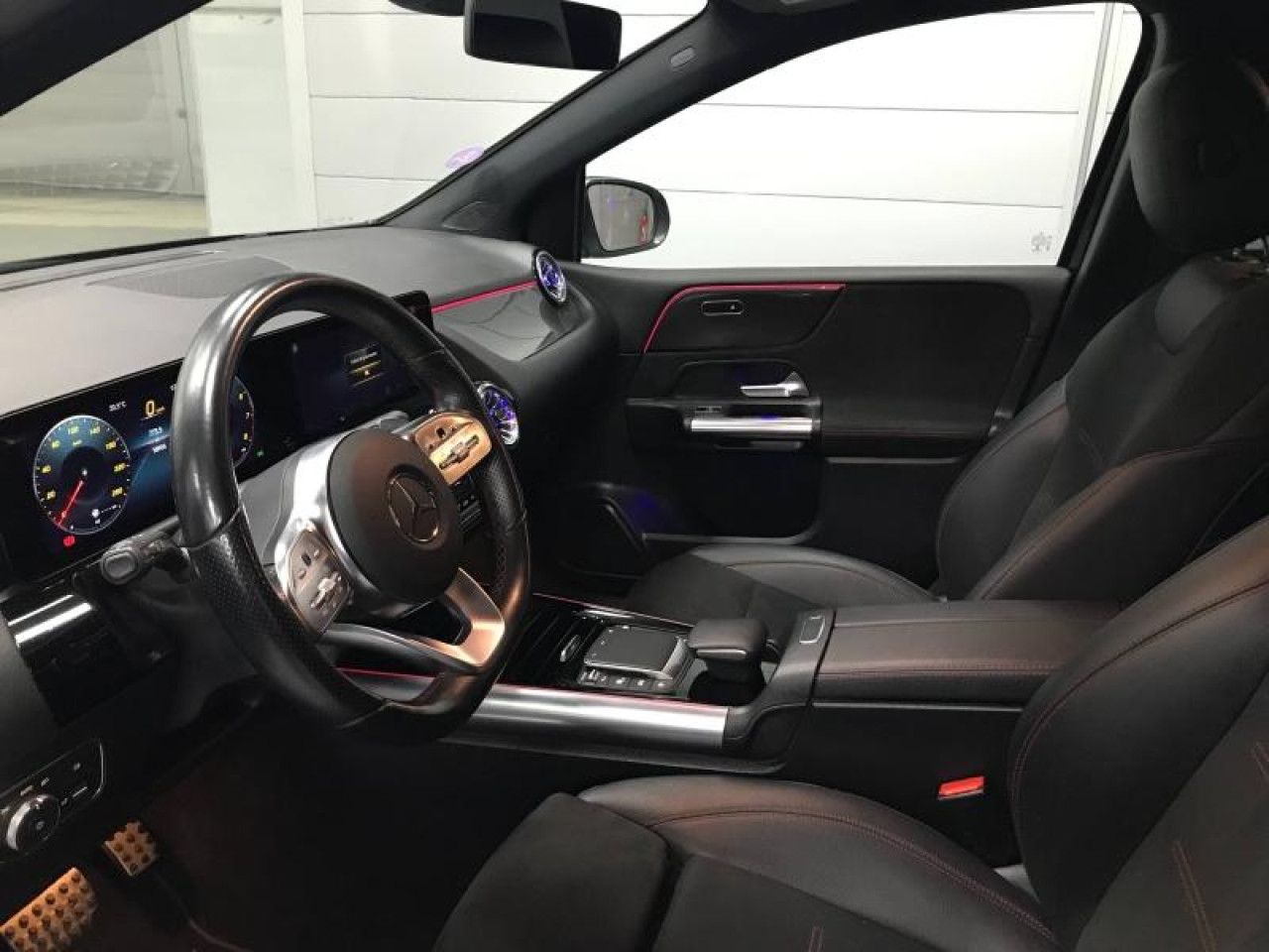 Photo du véhicule 3 / 18