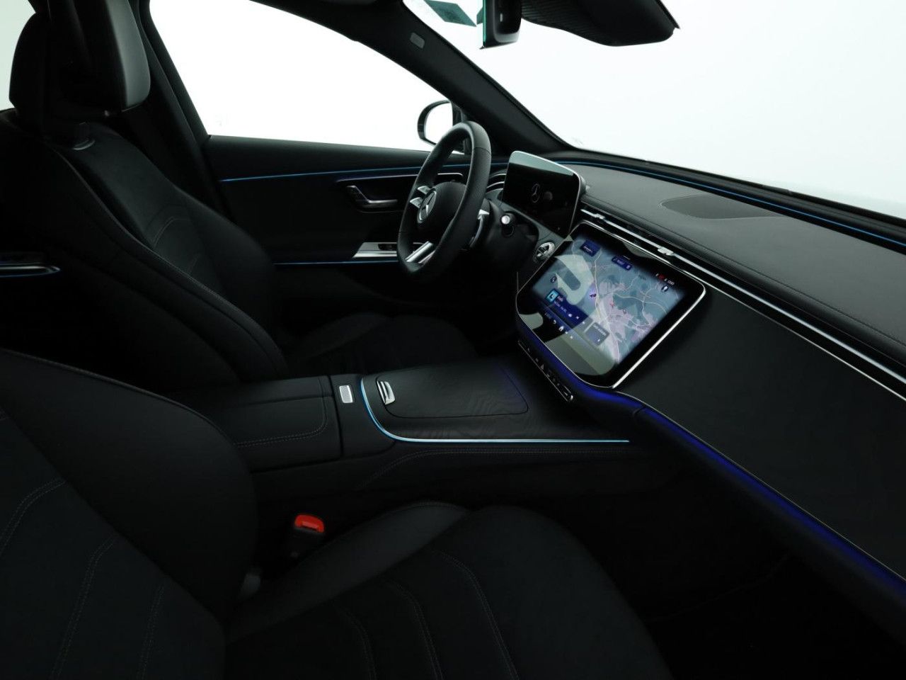 Mercedes-Benz E-Klasse – Bild 17