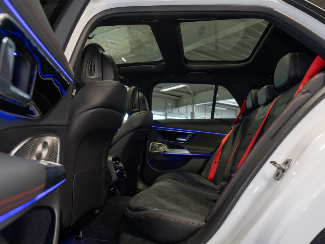 Mercedes-Benz E-Klasse – Bild 6