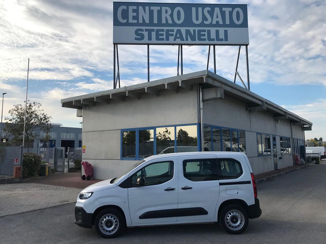 Fiat | Doblo van d.cab XL 1.5 diesel 130cv