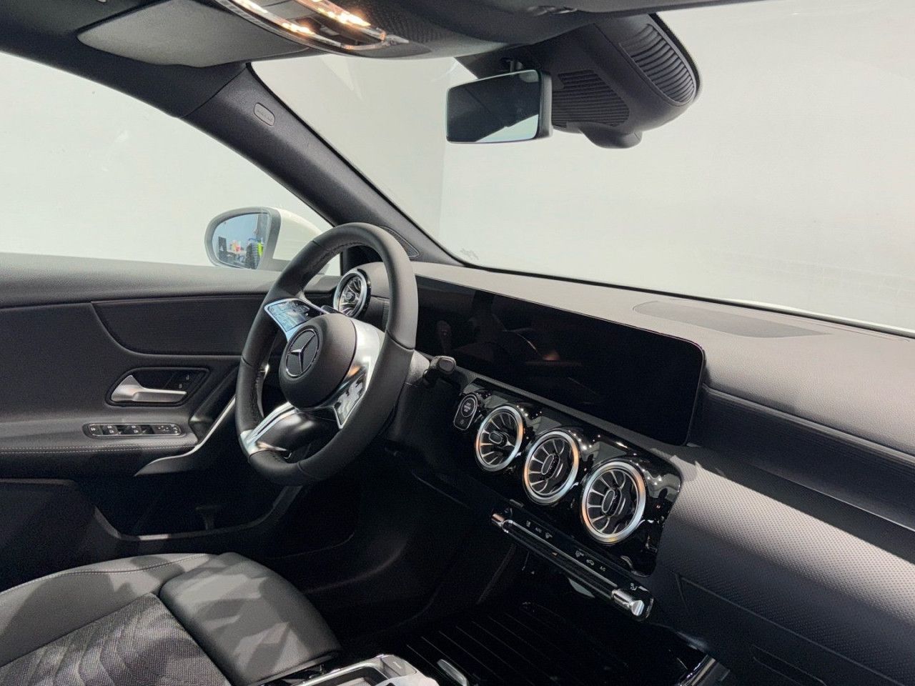 Mercedes-Benz A-Klasse – Bild 11