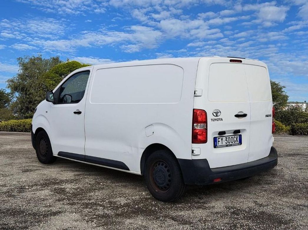 Toyota | Toyota Proace
