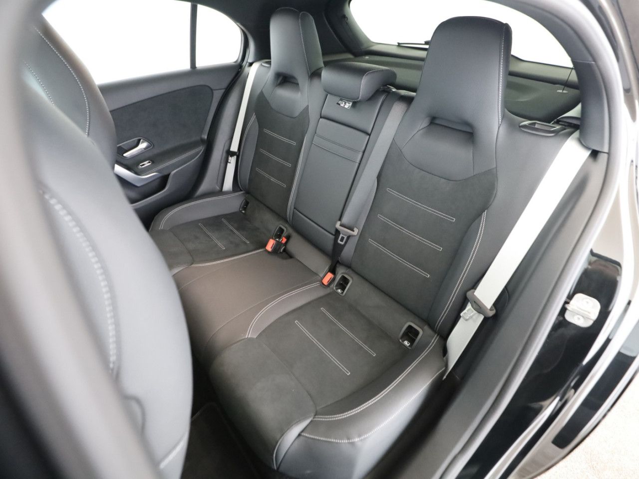 Mercedes-Benz A-Klasse – Bild 12