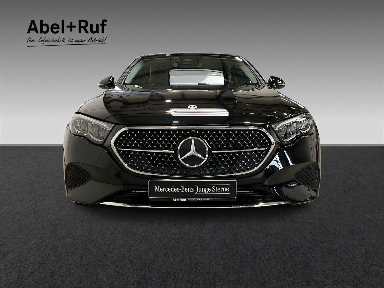 Mercedes-Benz E-Klasse – Bild 12