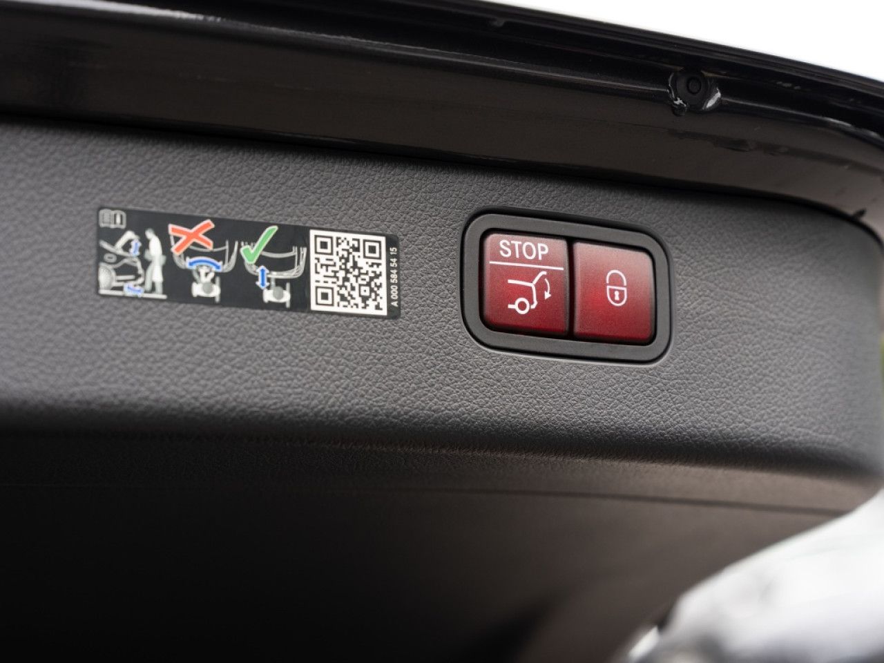 Mercedes-Benz C-Klasse – Bild 9